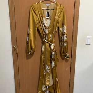 Express Rocky Barnes kimono.